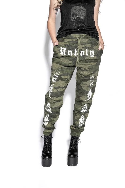 All-Season Outfits Unholy - Camo Joggers